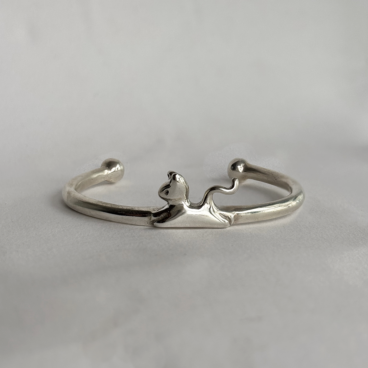 Cat Bangle - Silver