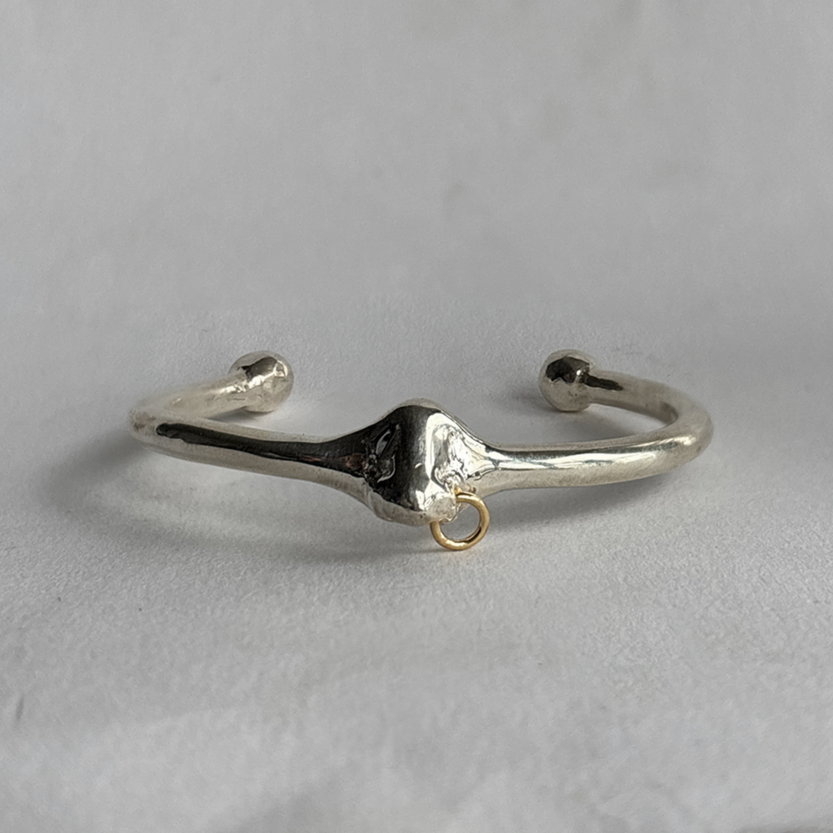 Nose Bangle - Silver (Gold Hoop)