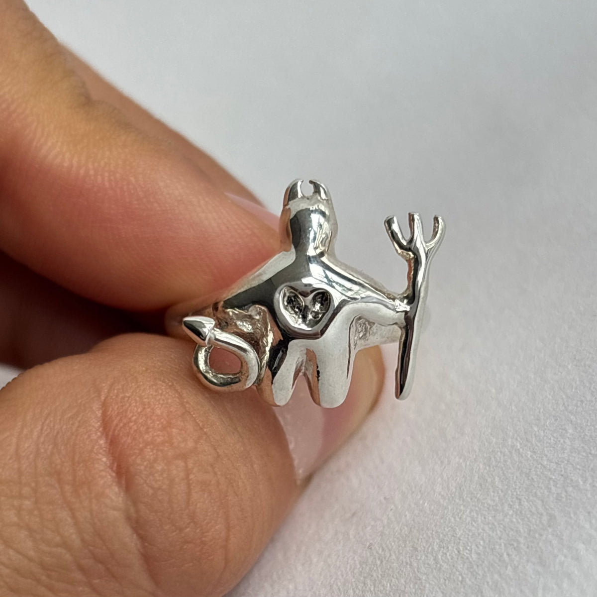 Heart Breaker Ring - Silver