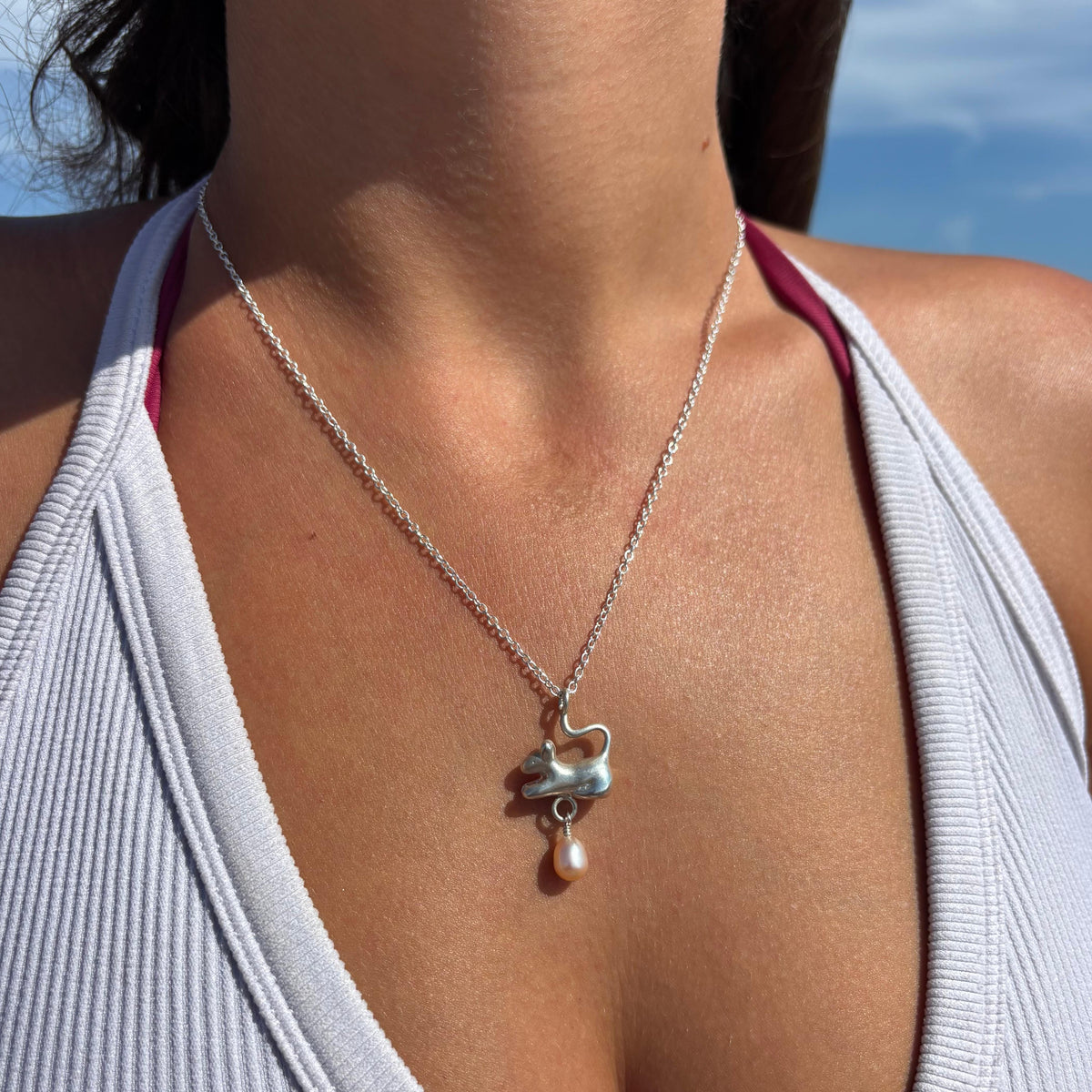 Rat Necklace with Rounded Pearl - Silver